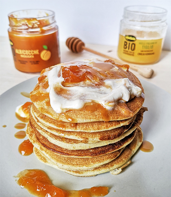 mielizia blog - pancake allo yogurt di soia post-workout – ricetta per sportivi da nutrizionista